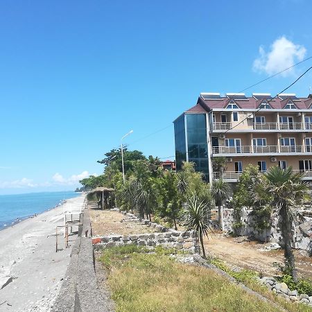 Sunny Land Hotel Чакви Екстериор снимка