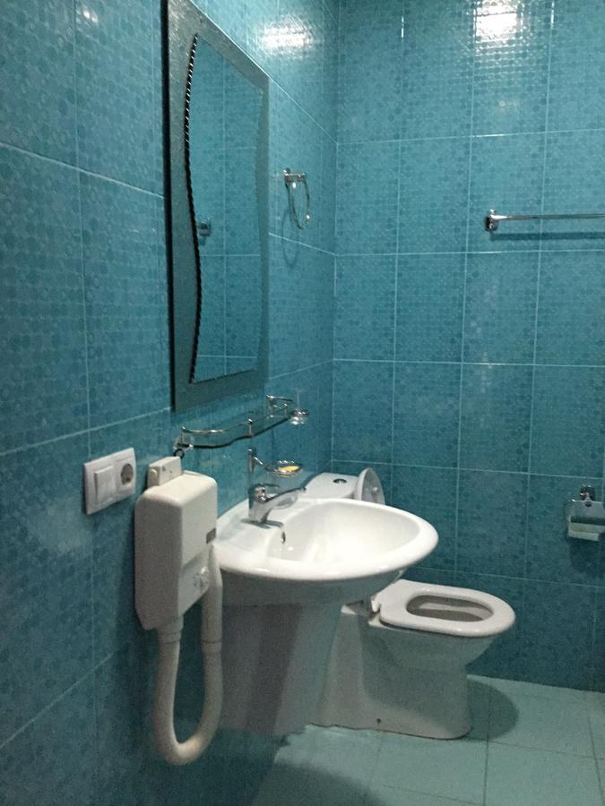 Sunny Land Hotel Чакви Екстериор снимка